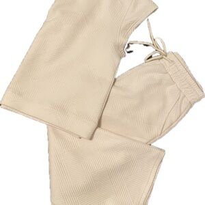 Chic Cream Cropped Pants and Round Neck capped sleeved top